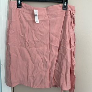 Beautiful wrap around skirt.  Light pink
